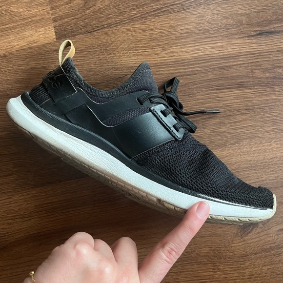 New Balance Womens FuelCore Nergize Sport V1 Sneaker - Picture 9 of 11